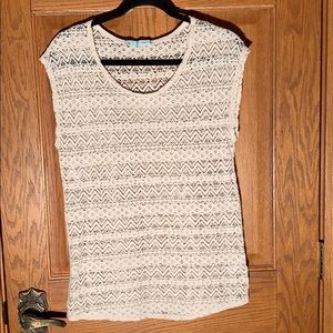Lace sleeveless top